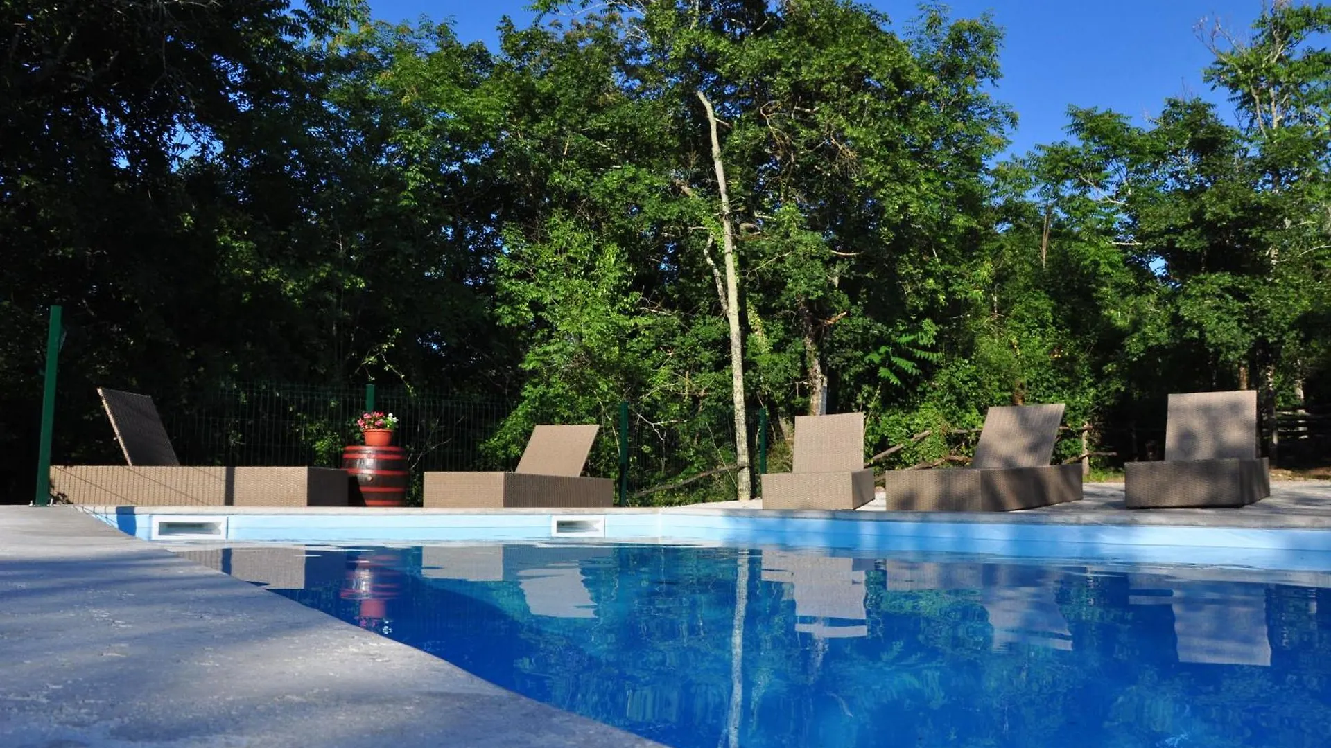 Ferienhaus In Kotli Mit Grill, Garten Und Gemeinschaftlichem Pool 0*,