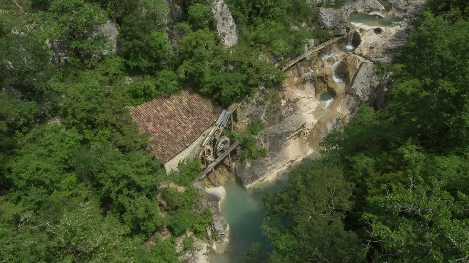 Ferienhaus In Kotli Mit Grill, Garten Und Gemeinschaftlichem Pool